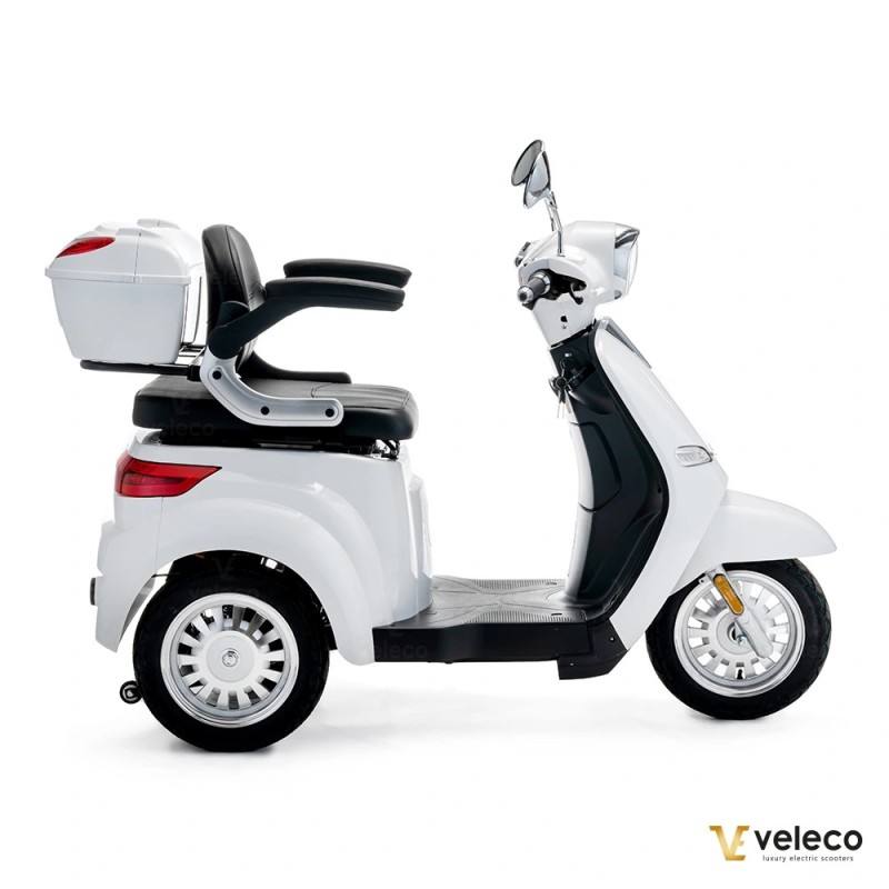 Veleco CRISTAL: trójkołowy skuter inwalidzki z pełnym oświetleniem LED