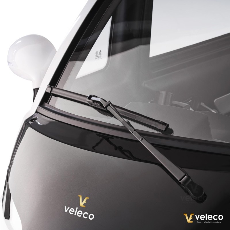 Veleco ADVENA: 2-osobowy zabudowany motorower mini samochód