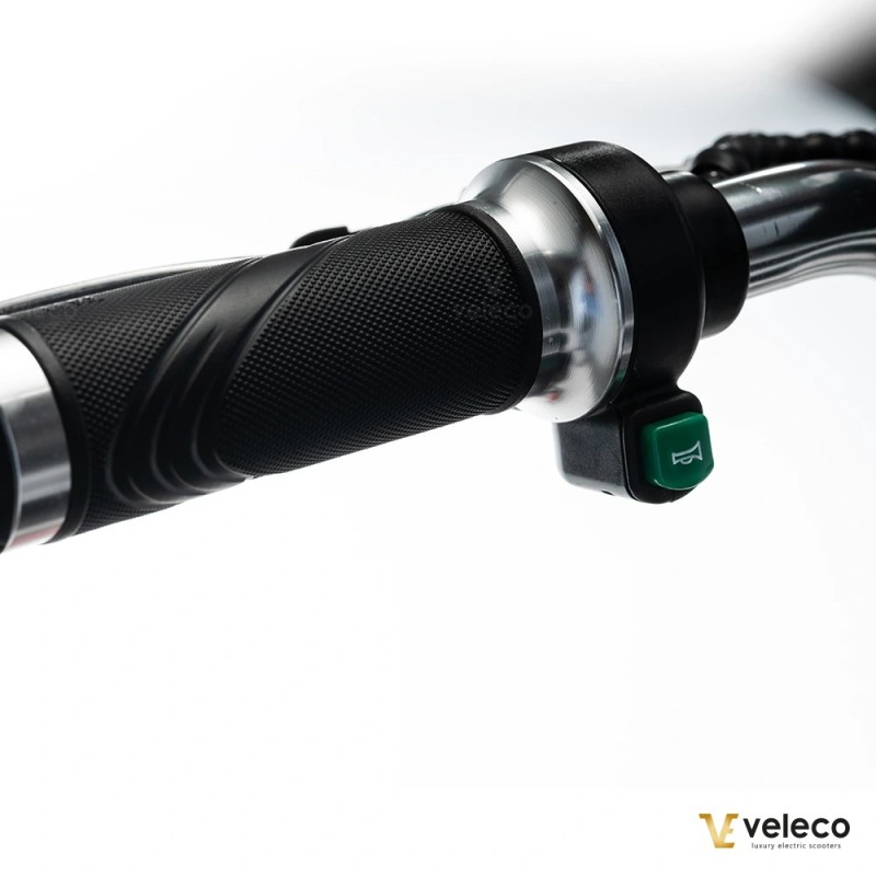Veleco ZT16: kompaktowy, trójkołowy skuter inwalidzki